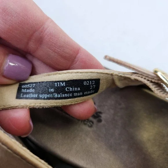 Clarks Leather Sandal Laser Cut Ankle Buckle Strap Bronze Size 11 Wedge Heel - Picture 5 of 8